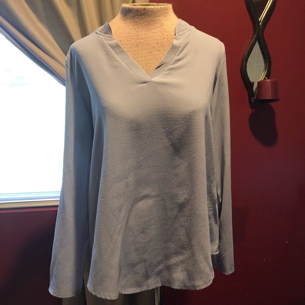 Ladies lightweight top 